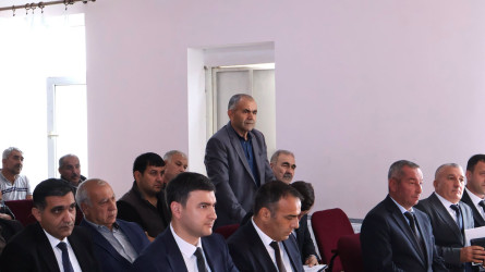 Göyçay Rayon İcra Hakimiyyətinin başçısı Orxan Mürsəlov Şahsoltanlı kəndində səyyar qəbul keçirib