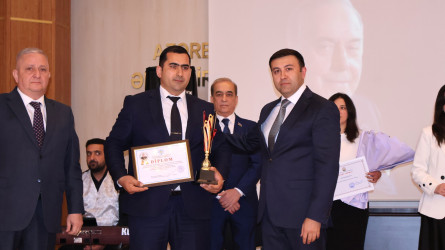 Göyçayda Müstəqil Azərbaycan dövlətinin qurucusu, görkəmli siyasi və dövlət xadimi, xalqımızın Ümummilli Lideri Heydər Əliyevin anadan olmasının 103-cü ildönümü qeyd olunub
