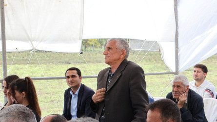 Göyçay Rayon İcra Hakimiyyətinin başçısı Orxan Mürsəlov Mollahacılı kəndində səyyar qəbul keçirib