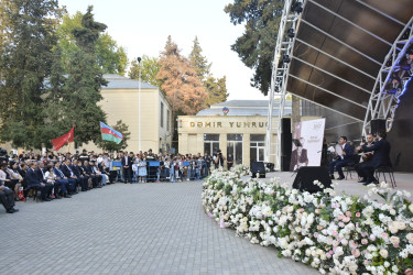 Azərbaycan xalqının Ümummilli Lideri Heydər Əliyevin 100 illik yubileyi münasibətilə Göyçay şəhər mərkəzində konsert proqramı təşkil edilib