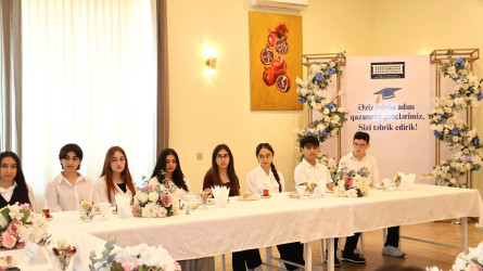 Göyçay Rayon İcra Hakimiyyətinin başçısı Orxan Mürsəlov və Milli Məclisin deputatı Sabir Hacıyev 600 və daha yuxarı bal toplayaraq ali məktəblərə qəbul olmuş məzunlarla görüşüb
