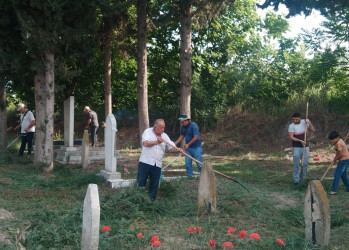 Göyçayda həftəsonları “Yaşıl dünya naminə həmrəylik ili” çərçivəsində abadlıq və təmizlik işləri davam etdirilir