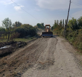 Bığır kənd yolunda təmir və işıqlandırma işləri aparılıb