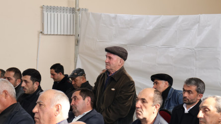 Rayon İcra Hakimiyyətinin başçısı Orxan Mürsəlov Şəhadət kənd sakinləri ilə səyyar qəbul keçirib