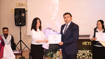 Göyçayda Müstəqil Azərbaycan dövlətinin qurucusu, görkəmli siyasi və dövlət xadimi, xalqımızın Ümummilli Lideri Heydər Əliyevin anadan olmasının 103-cü ildönümü qeyd olunub