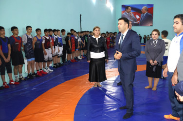 Rayon İcra Hakimiyyətinin başçısı Orxan Mürsəlov idmanın yunan-Roma güləş növü ilə məşğul olan idmançılarla görüşüb