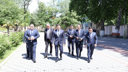 Rayon İcra Hakimiyyətinin başçısı Orxan Mürsəlov Əli Kərim adına şəhər parkına və Göyçay şəhər stadionuna baxış keçirib.