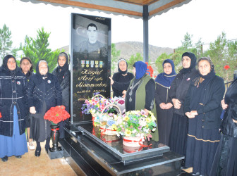 Vətən müharibəsi şəhidlərinin beşinci ildönümü məzarları önündə qeyd olundu