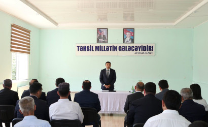 Göyçay Rayon İcra Hakimiyyətinin başçısı Orxan Mürsəlov Qaraman kəndində səyyar qəbul keçirib.