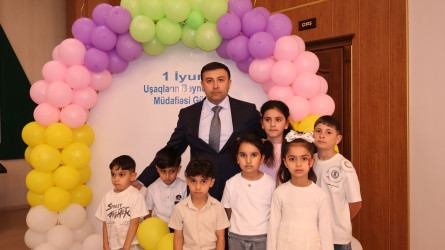 Rayon İcra Hakimiyyətinin başçısı Orxan Mürsəlov 1 İyun - Uşaqların Beynəlxalq Müdafiəsi Günü münasibətilə təşkil edilmiş bayram tədbirində iştirak edib