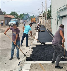 Göyçay şəhərində piyada səkilərinin yenidən qurulması işləri davam etdirilir