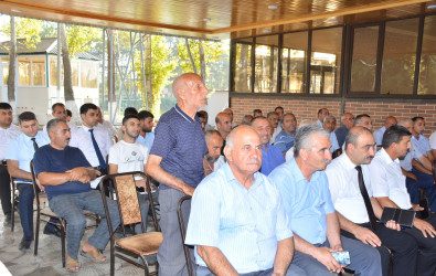 Rayon İcra Hakimiyyəti başçısının növbəti səyyar qəbulu Şıxlar kəndində keçirildi