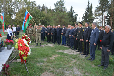 Vətən müharibəsində şəhid olanların üçüncü ildönümü məzarları önündə qeyd olundu