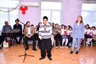 Rayon İcra Hakimiyyətinin başçısı Orxan Mürsəlov İnteqrasiya təlimli internat tipli gimnaziyaya baxış keçirib
