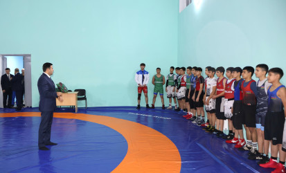 Rayon İcra Hakimiyyətinin başçısı Orxan Mürsəlov idmanın yunan-Roma güləş növü ilə məşğul olan idmançılarla görüşüb