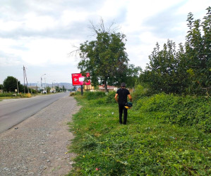 Göyçayda “Yaşıl dünya naminə həmrəylik ili” çərçivəsində yol kənarlarında abadlıq işləri həyata keçirilib