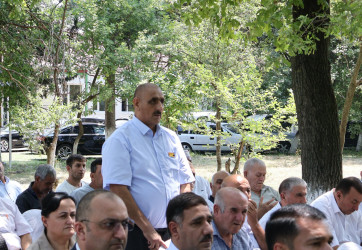 Göyçay Rayon İcra Hakimiyyətinin başçısı Orxan Mürsəlov Qaraxıdır kəndində səyyar qəbul keçirib