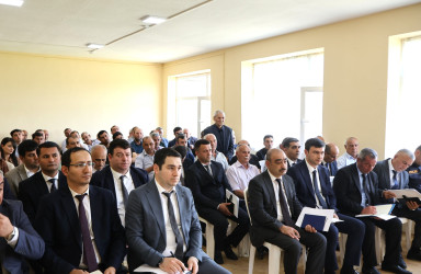 Göyçay Rayon İcra Hakimiyyətinin başçısı Orxan Mürsəlov Qarayazı kənd sakinləri ilə səyyar qəbul keçirib