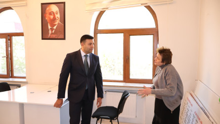 Rayon İcra Hakimiyyətinin başçısı Orxan Mürsəlov Göyçay şəhər Arif Məmmədov adına Uşaq Musiqi Məktəbinin kollektivi və fəaliyyəti ilə tanış olub