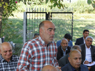 Göyçay rayonunun Dövranlı kəndində sakinlərlə növbəti səyyar qəbul keçirilib