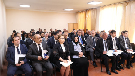 Göyçay Rayon İcra Hakimiyyətinin başçısı Orxan Mürsəlov Birinci Ərəbəcbirli kənd sakinləri ilə səyyar qəbul keçirib