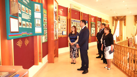 Rayon İcra Hakimiyyətinin başçısı Orxan Mürsəlov 18 may - Beynəlxalq Muzeylər Günü münasibətilə Göyçay Tarix-diyarşünaslıq muzeyində olub
