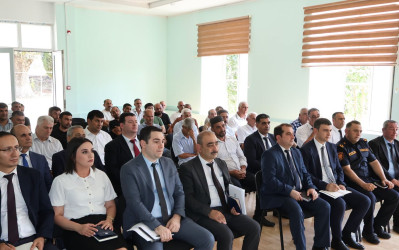 Göyçay Rayon İcra Hakimiyyətinin başçısı Orxan Mürsəlov Qaraman kəndində səyyar qəbul keçirib.