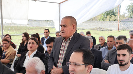 Göyçay Rayon İcra Hakimiyyətinin başçısı Orxan Mürsəlov Mollahacılı kəndində səyyar qəbul keçirib