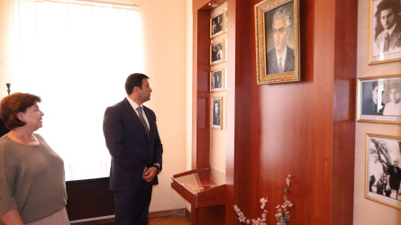 Göyçayda xalq şairi Rəsul Rzanın ev muzeyi ziyarət olunub