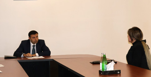 Rayon İcra Hakimiyyətinin başçısı Orxan Mürsəlov rayonun idarə, müəssisə və təşkilat rəhbərlərinin iştirakı ilə növbəti vətəndaş qəbulu keçirib