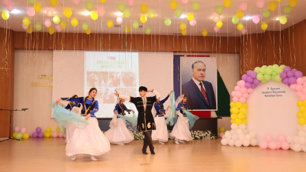Rayon İcra Hakimiyyətinin başçısı Orxan Mürsəlov 1 İyun - Uşaqların Beynəlxalq Müdafiəsi Günü münasibətilə təşkil edilmiş bayram tədbirində iştirak edib
