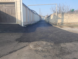 Göyçay şəhərinin küçələrinə yeni asfalt örtüyünün vurulması işləri davam etdirilir