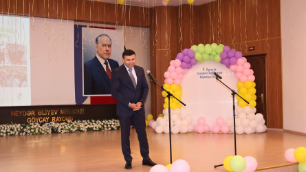 Rayon İcra Hakimiyyətinin başçısı Orxan Mürsəlov 1 İyun - Uşaqların Beynəlxalq Müdafiəsi Günü münasibətilə təşkil edilmiş bayram tədbirində iştirak edib