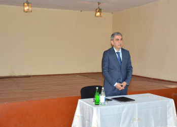 İcra başçısı Alpout kəndində vətəndaşlarla növbəti səyyar qəbul keçirib