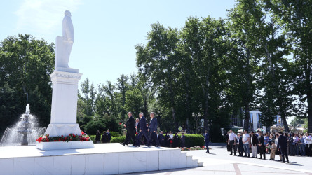 Mayın 10-u Azərbaycanın xalqının Ümummilli Lideri Heydər Əliyevin anadan olmasının 103-cü ildönümü günüdür