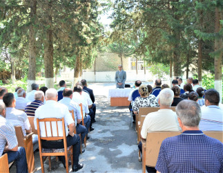 Göyçay rayonunun Qarabağlar kəndində vətəndaşlarla növbəti səyyar qəbul keçirildi