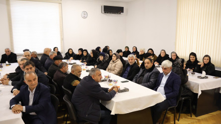 Rayon İcra Hakimiyyətinin başçısı Orxan Mürsəlov şəhid ailələri ilə görüşüb