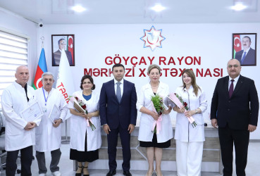 Rayon İcra Hakimiyyətinin başçısı Orxan Mürsəlov 17 İyun - Tibb İşçilərinin Peşə Bayramı Günü münasibətilə “Göyçay Rayon Mərkəzi Xəstəxanası” publik hüquqi şəxsin tibbi işçilərini təbrik edib