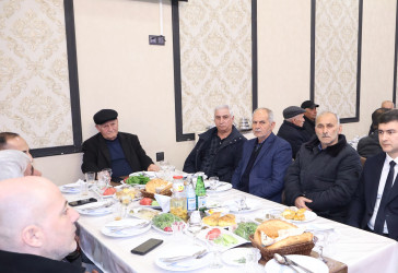 Rayon İcra Hakimiyyətinin başçısı şəhid ailələri ilə birlikdə iftar süfrəsində iştirak edib