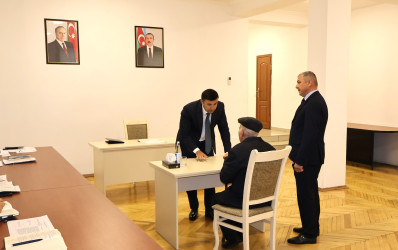 Göyçay Rayon İcra Hakimiyyətinin başçısı Orxan Mürsəlov növbəti vətəndaş qəbulu keçirib