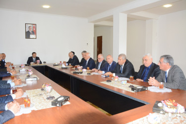 Göyçay Rayon İcra Hakimiyyətinin başçısı Orxan Mürsəlov rayon ağsaqqalları ilə görüşüb