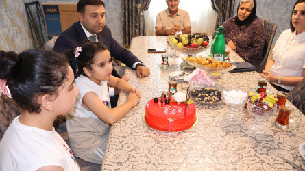 Göyçay Rayon İcra Hakimiyyətinin başçısı Orxan Mürsəlov şəhid Pərvin Məmmədovun qızı Ləmanı 10 yaşı tamam olması münasibətilə təbrik edib