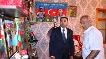 Göyçay Rayon İcra Hakimiyyətinin başçısı Orxan Mürsəlov Vətən müharibəsi şəhidi, 3-cü dərəcəli “Vətənə xidmətə görə” ordenli Fərid Nadirovun ailəsini ziyarət edib