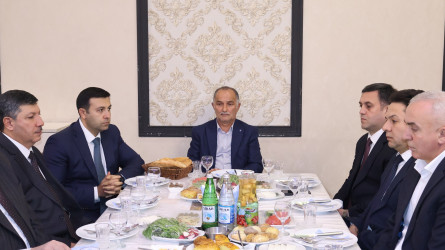Rayon İcra Hakimiyyətinin başçısı şəhid ailələri ilə birlikdə iftar süfrəsində iştirak edib