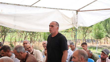 Göyçay Rayon İcra Hakimiyyətinin başçısı Aşağı Qaraməryəm kəndində səyyar qəbul keçirib