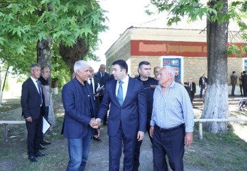 Göyçay Rayon İcra Hakimiyyətinin başçısı Orxan Mürsəlov Şəkər kənd sakinləri ilə səyyar qəbul keçirib