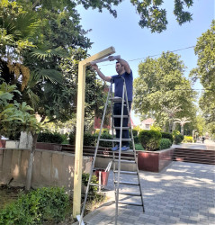 Göyçay şəhərinin küçə və parkların işıqlandırılması işləri davam etdirilir