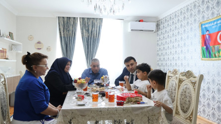 Göyçay Rayon İcra Hakimiyyətinin başçısı Orxan Mürsəlov şəhid Abdulcəmil Bilalovun övladları Mustafa və Ahmedi doğum günü münasibətilə təbrik edib