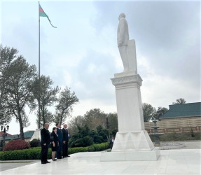 Göyçayda Ulu Öndər Heydər Əliyevin 100 illiyi ilə əlaqədar “Heydər Əliyev və enerji siyasəti” mövzusunda tədbir keçirilib