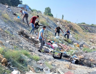 Göyçay çayının sahilində təmizlik aksiyası keçirilib